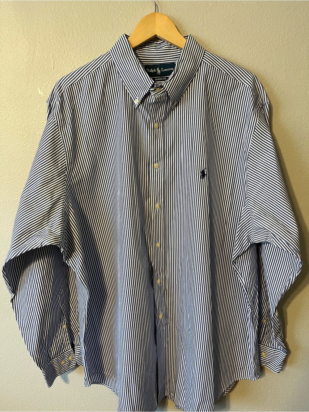 Ralph Lauren Classic Fit Men’s Button Down Long Sleeve Navy White Strip Sz 18